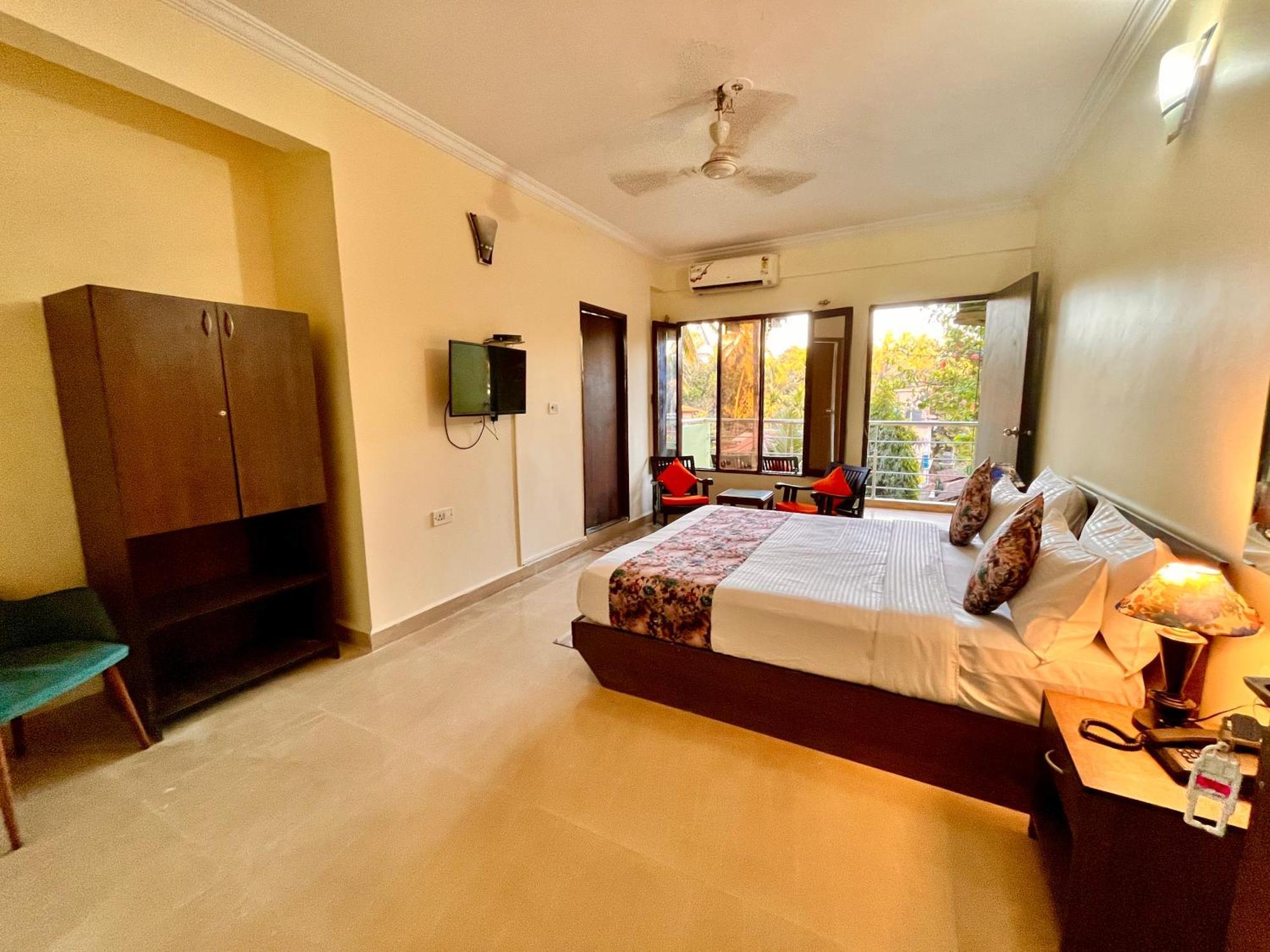 Summer Beach Resort, Goa - #Near Baga Beach #Swimming Pool #Garden #Bar #Lift #Premium Rooms #Property Of The Year #70565-84665 Calangute Exterior photo
