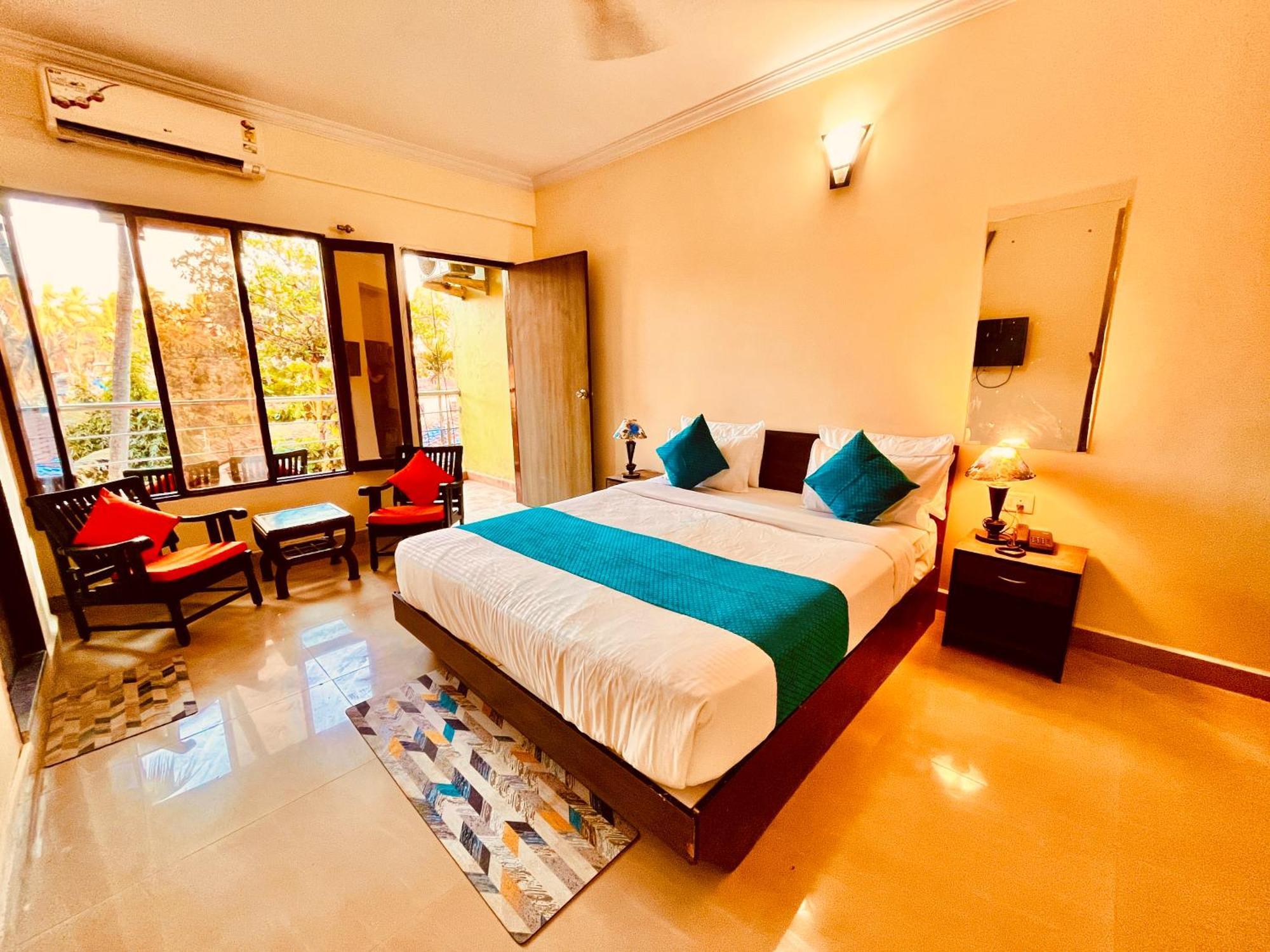 Summer Beach Resort, Goa - #Near Baga Beach #Swimming Pool #Garden #Bar #Lift #Premium Rooms #Property Of The Year #70565-84665 Calangute Exterior photo