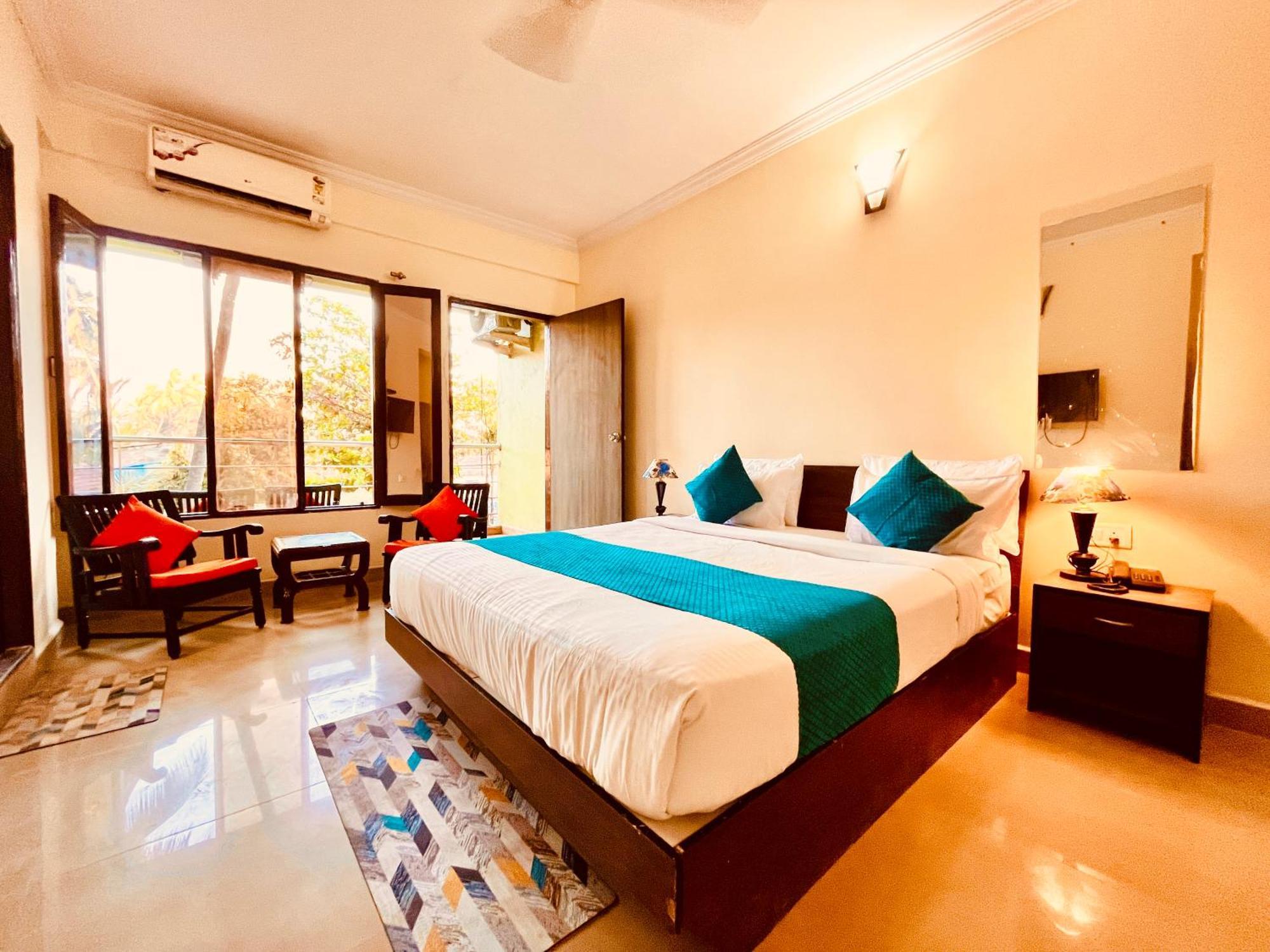 Summer Beach Resort, Goa - #Near Baga Beach #Swimming Pool #Garden #Bar #Lift #Premium Rooms #Property Of The Year #70565-84665 Calangute Exterior photo